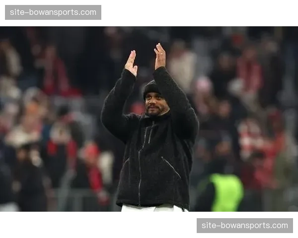 孔帕尼的中锋回撤战术：凯恩覆盖三区的进攻轴心作用